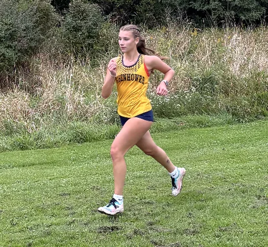 Ike’s Elms grabs first career win